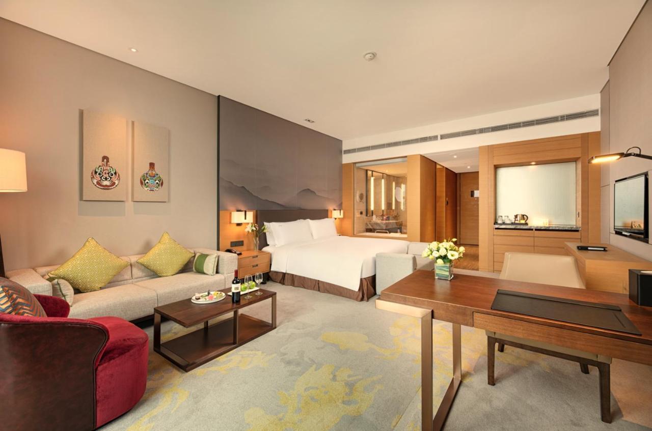 Holiday Inn Baoji Central By Ihg Екстер'єр фото