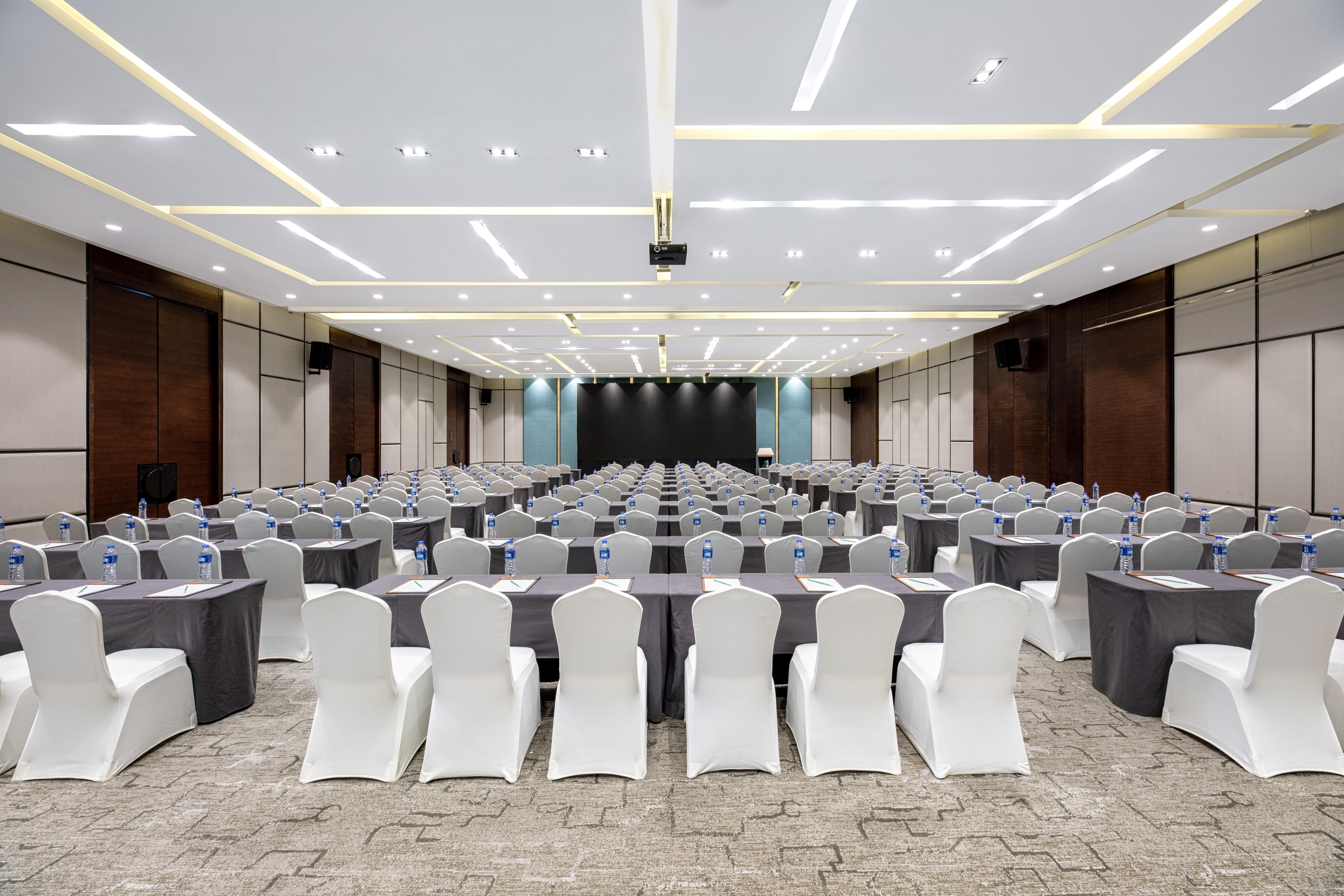 Holiday Inn Baoji Central By Ihg Екстер'єр фото